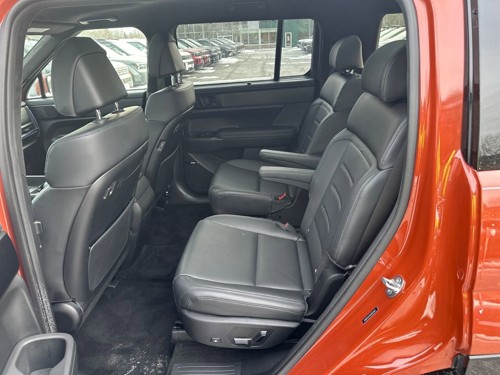 Used 2025 Hyundai Santa Fe Calligraphy image 50