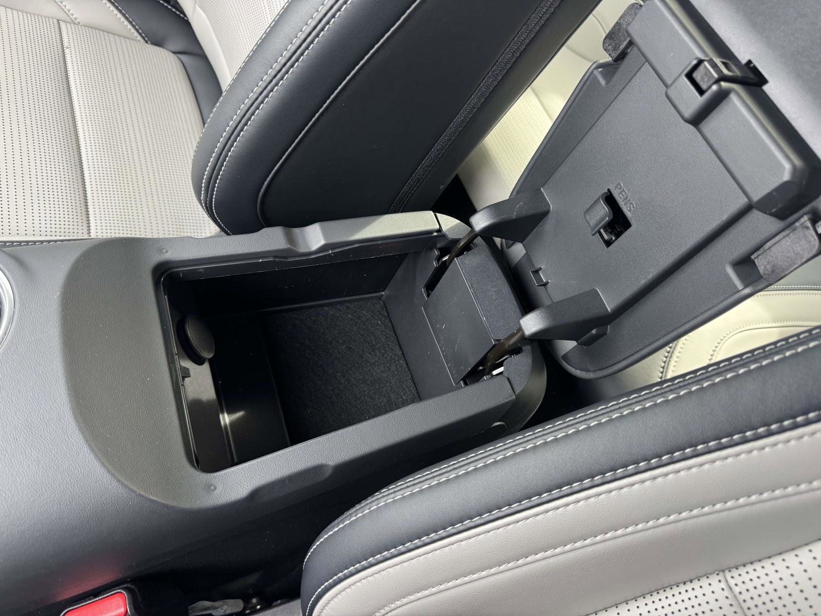 Used 2024 Ford Mustang GT Premium image 38