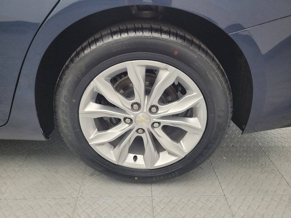 Used 2019 Chevrolet Malibu LT w/ Driver Confidence Package FWD image 31