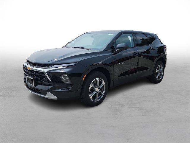 New 2026 Chevrolet Blazer LT w/ LPO, Floor Liner Package AWD/4WD image 2