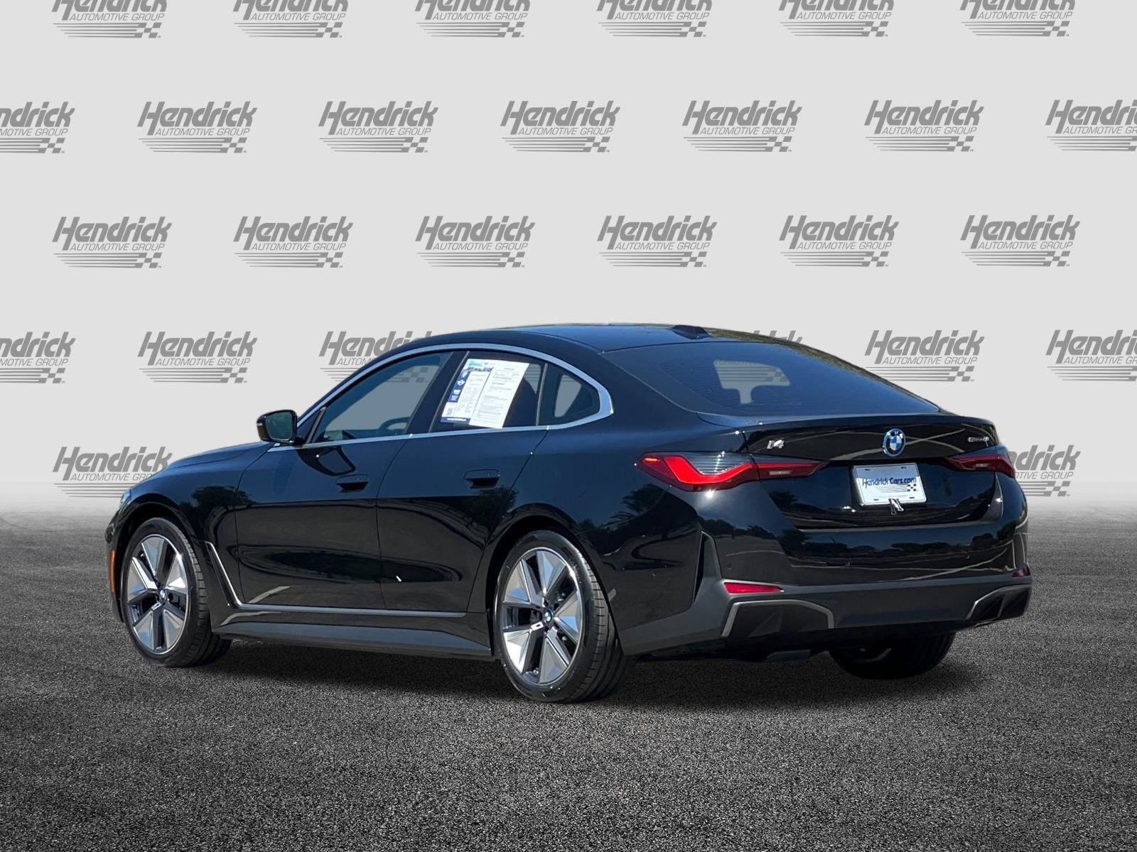 Used 2025 BMW i4 eDrive40 w/ Dynamic Handling Package image 7