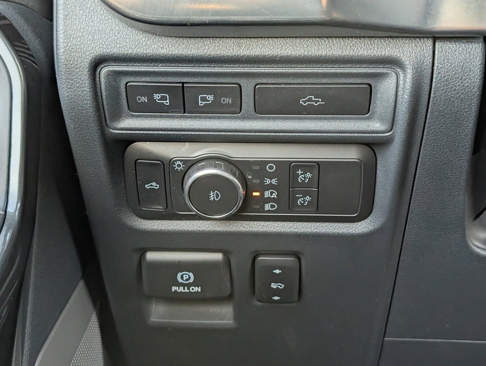 Used 2022 Ford F150 Lariat image 24