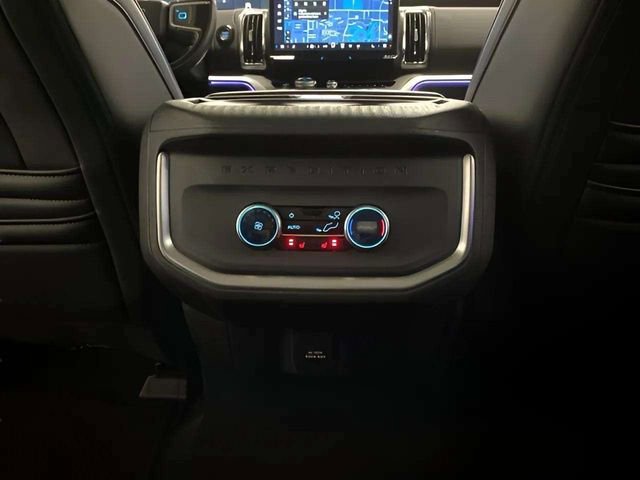 Used 2025 Ford Expedition Platinum AWD/4WD image 70