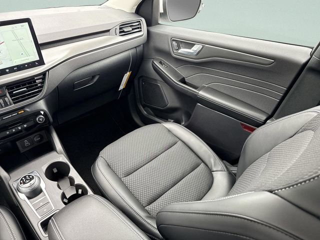 New 2026 Ford Escape SE w/ Class II Trailer Tow Package image 27