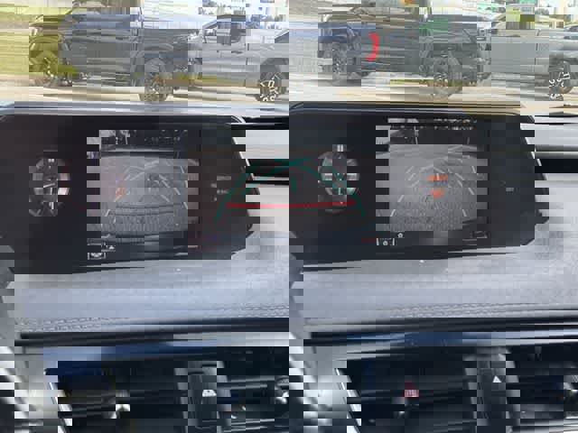 Used 2021 Lexus UX 200 w/ Premium Package image 22