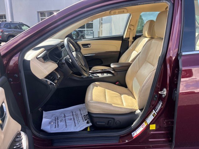 Used 2015 Toyota Avalon XLE FWD image 12