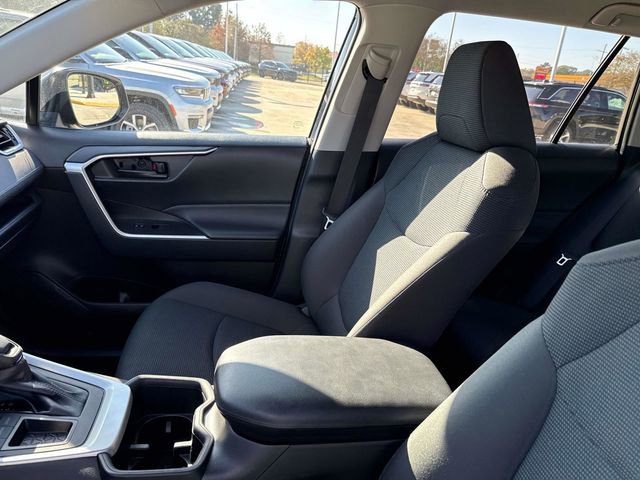 Used 2024 Toyota RAV4 LE image 18