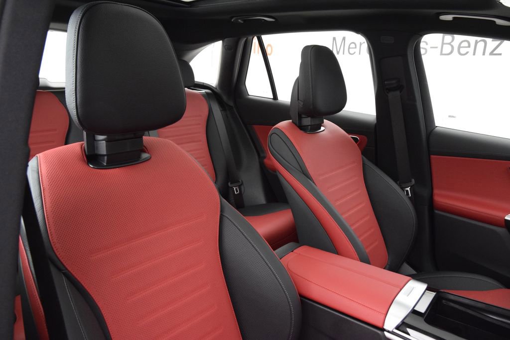 New 2026 Mercedes-Benz GLC 43 AMG 4MATIC image 17