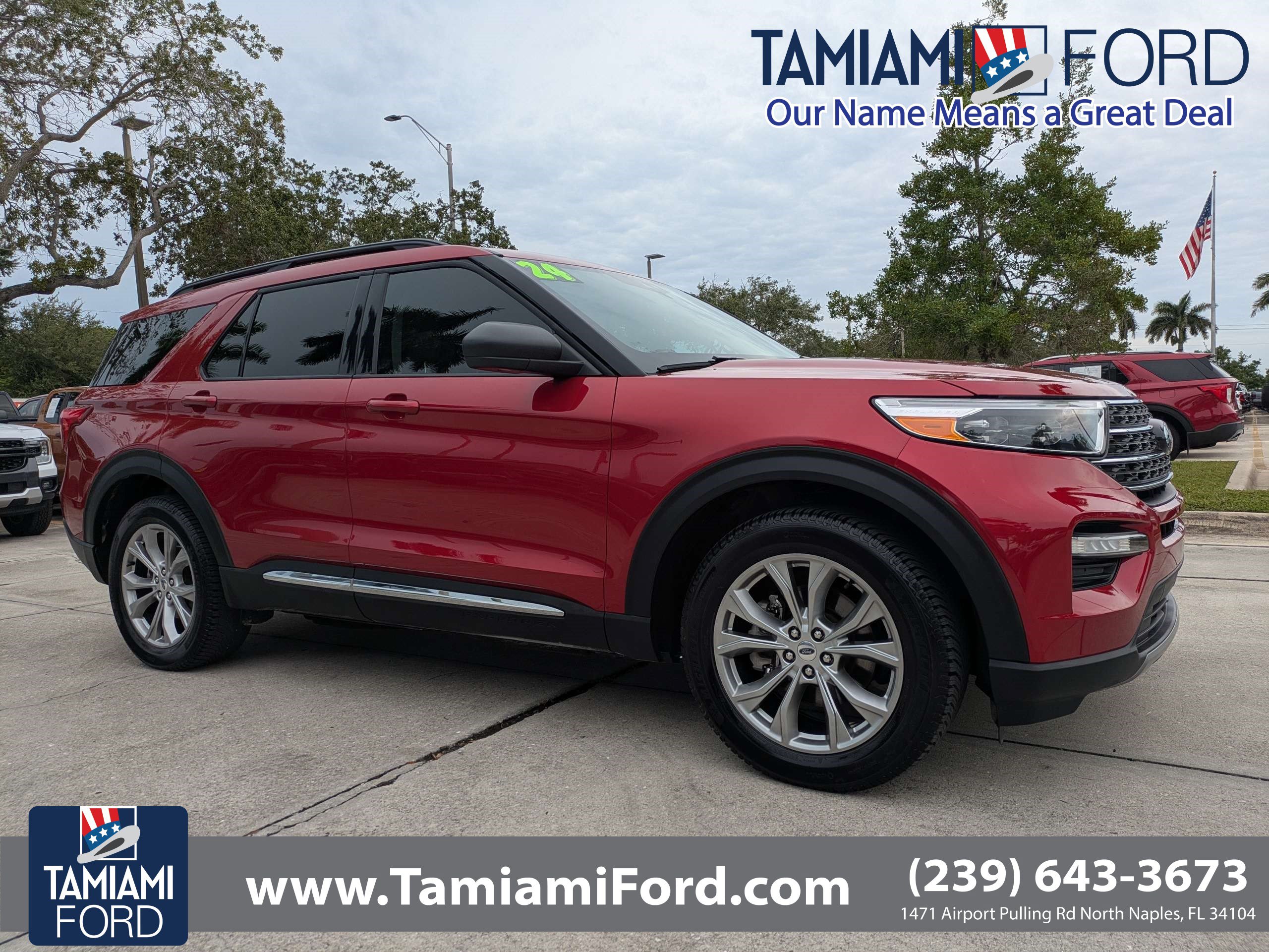 Certified 2024 Ford Explorer XLT w/ Equipment Group 202A AWD/4WD image 1