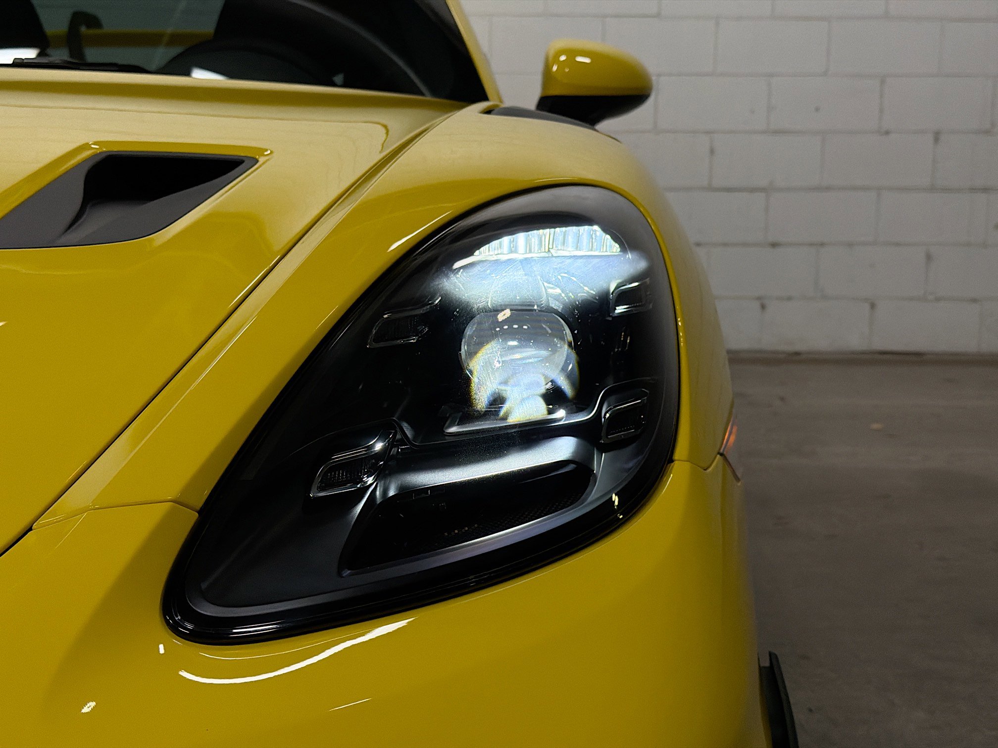 Certified 2025 Porsche 718 Cayman GT4 RS RWD image 10