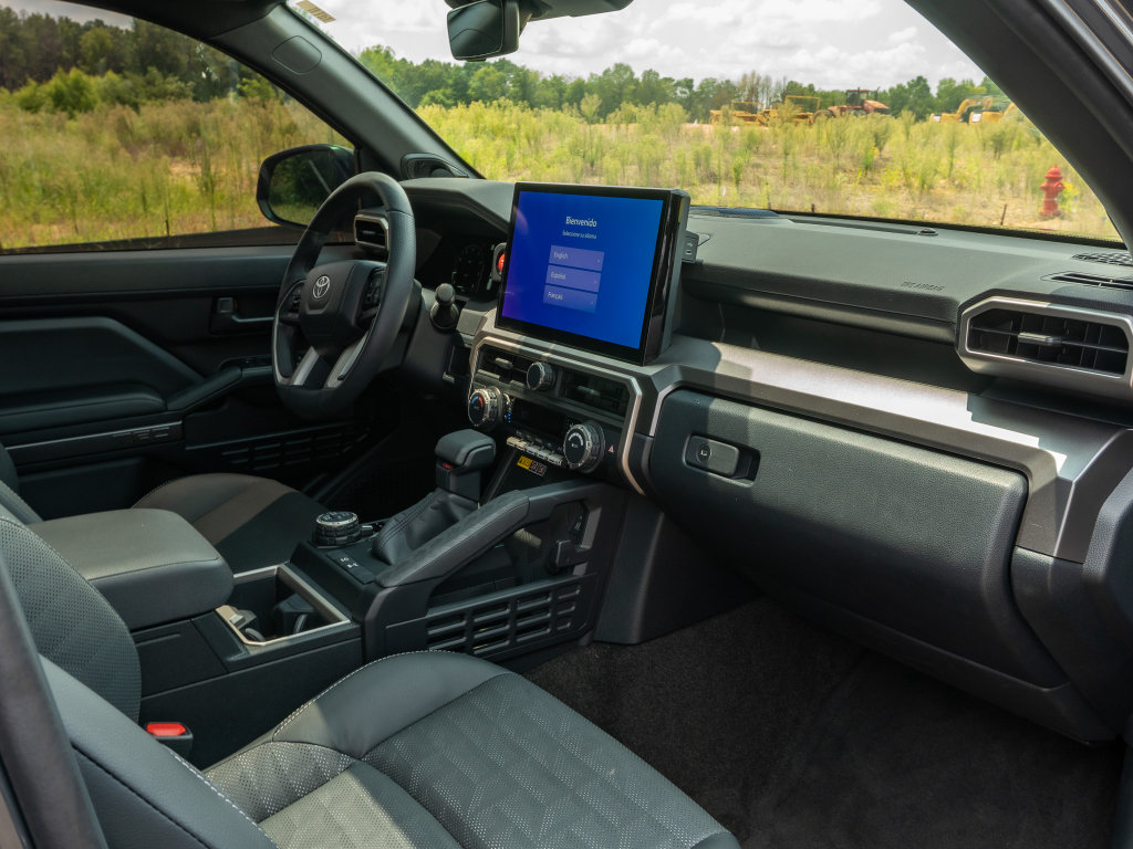 Used 2025 Toyota 4Runner TRD Off-Road Premium AWD/4WD image 18