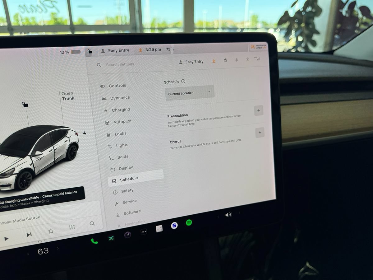 Used 2021 Tesla Model Y Long Range AWD/4WD image 29