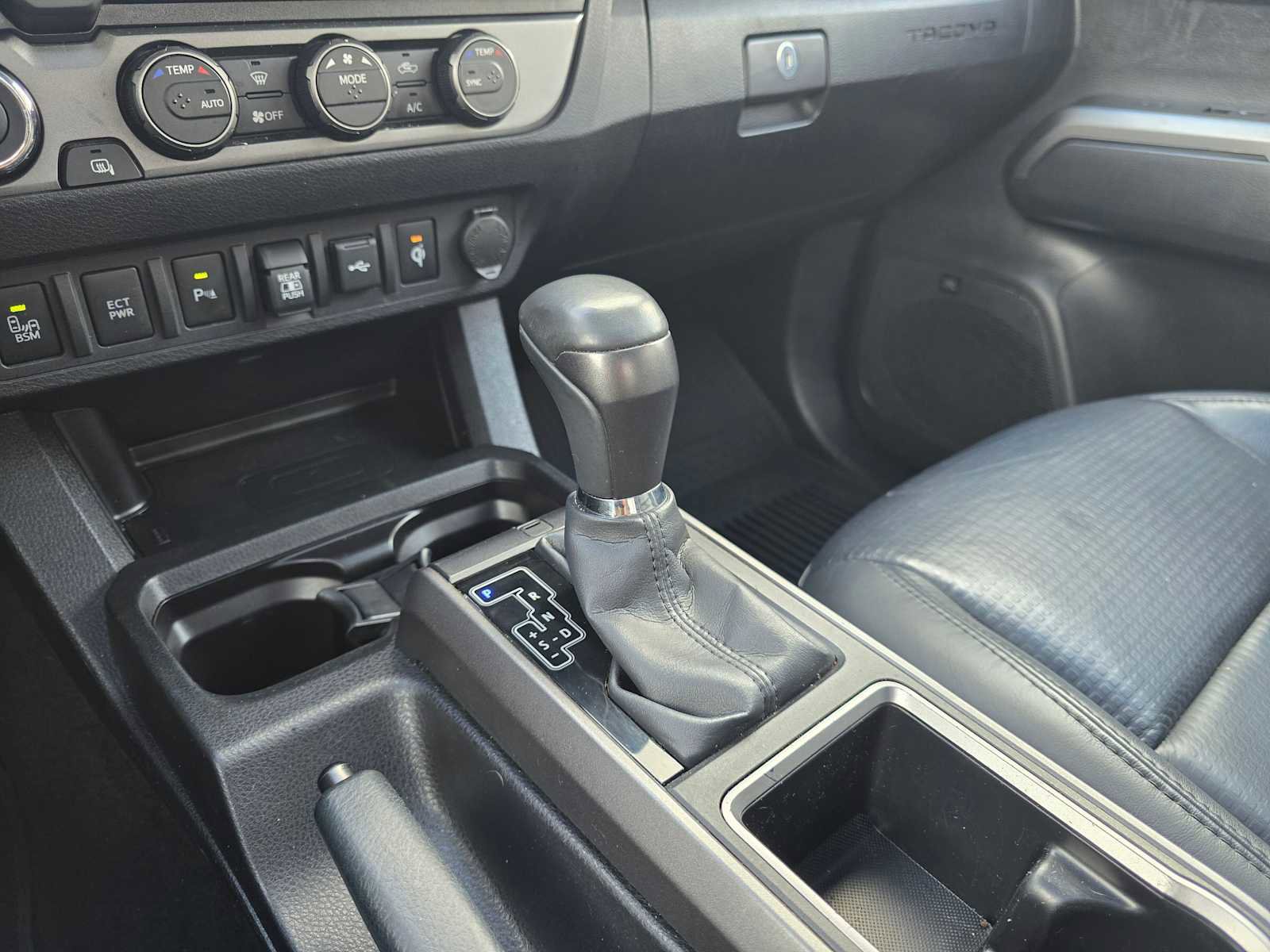 Certified 2023 Toyota Tacoma TRD Off-Road w/ TRD Premium Off Road Package image 36