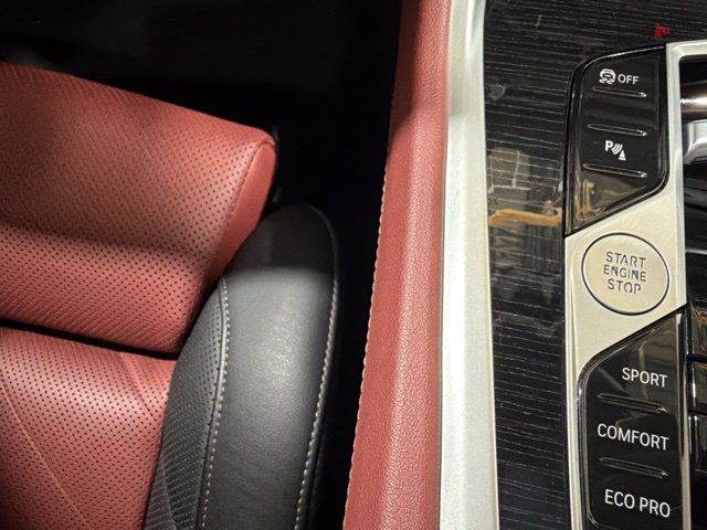 Used 2024 BMW X6 xDrive40i w/ Premium Package AWD/4WD image 38