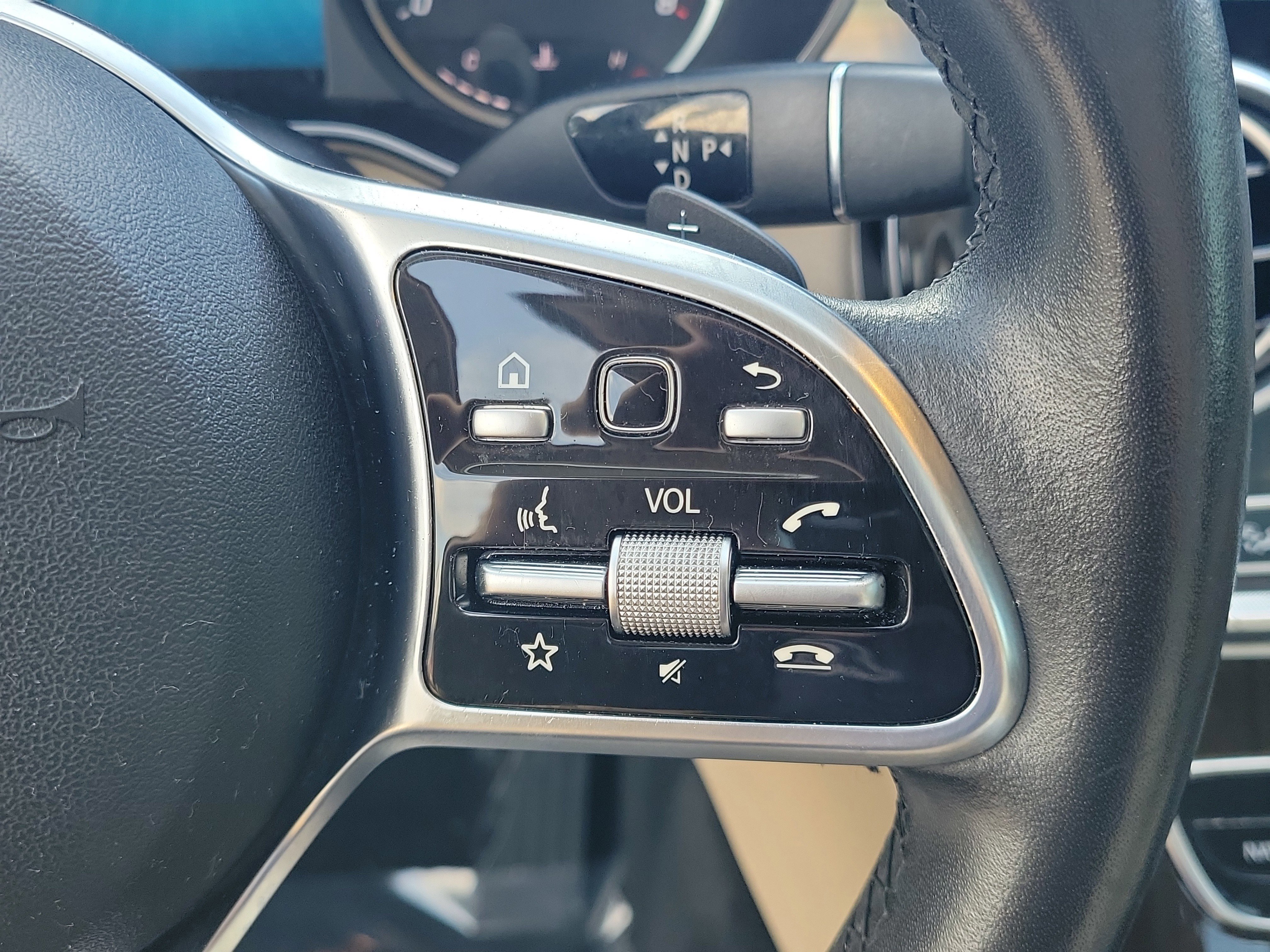 Used 2020 Mercedes-Benz C 300 4MATIC Sedan image 27