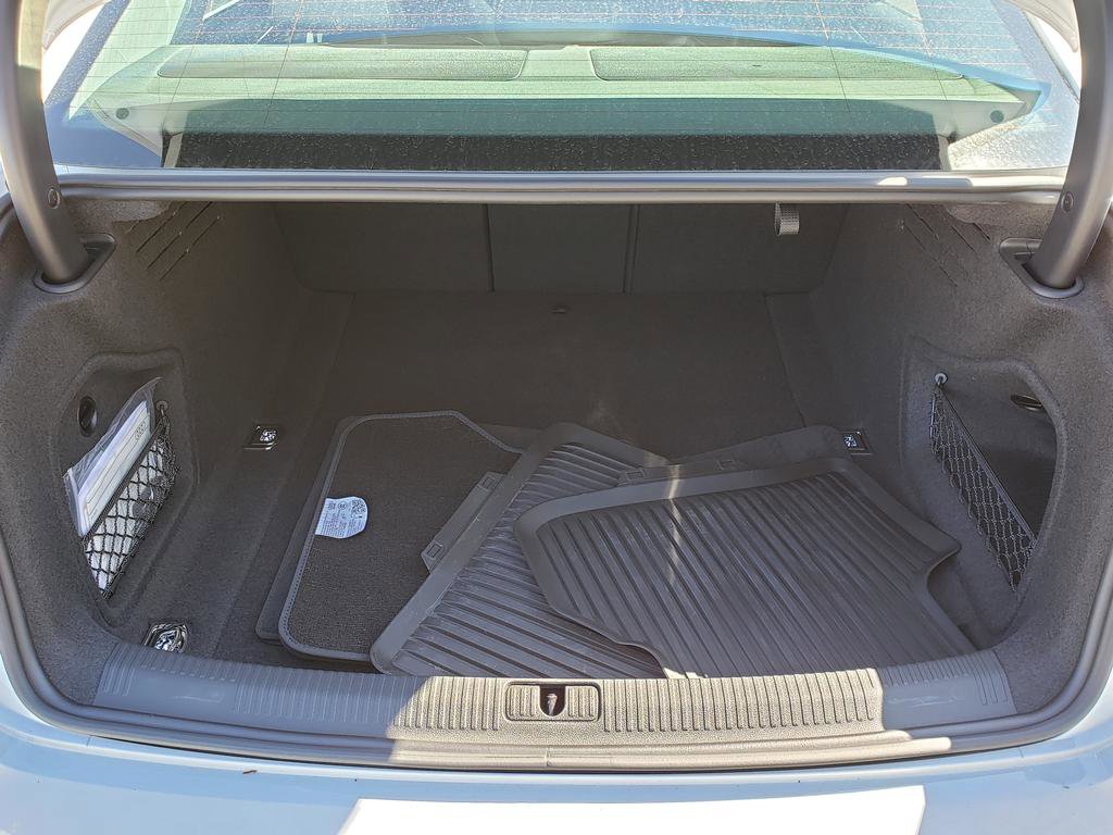 Used 2023 Audi A4 2.0T Premium w/ Convenience Package AWD/4WD image 15