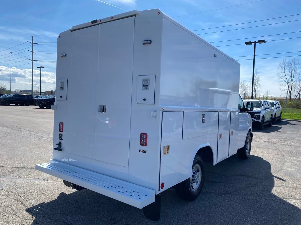 New 2025 Chevrolet Express 3500 w/ Power Convenience Package RWD image 7