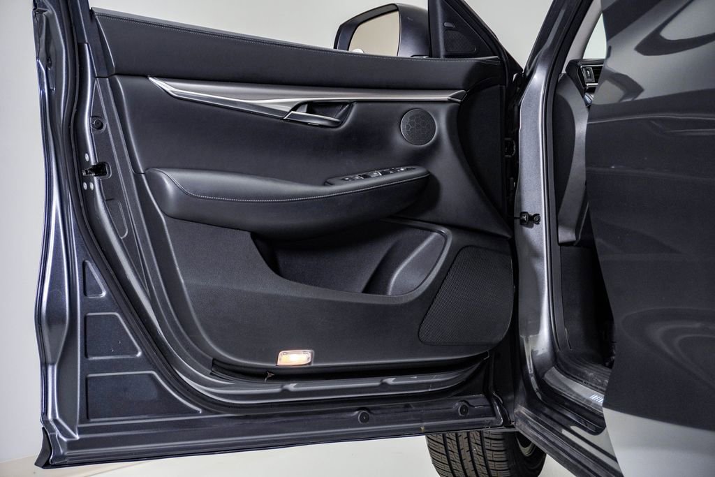 Used 2022 INFINITI QX50 Luxe image 25