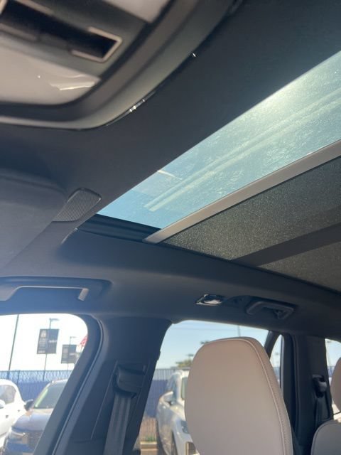 New 2026 Volvo XC90 B6 Core w/ Protection Package AWD/4WD image 19