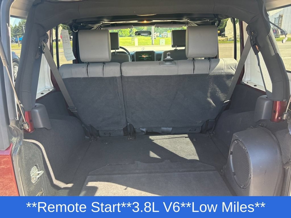 Used 2008 Jeep Wrangler Unlimited Sahara AWD/4WD image 18