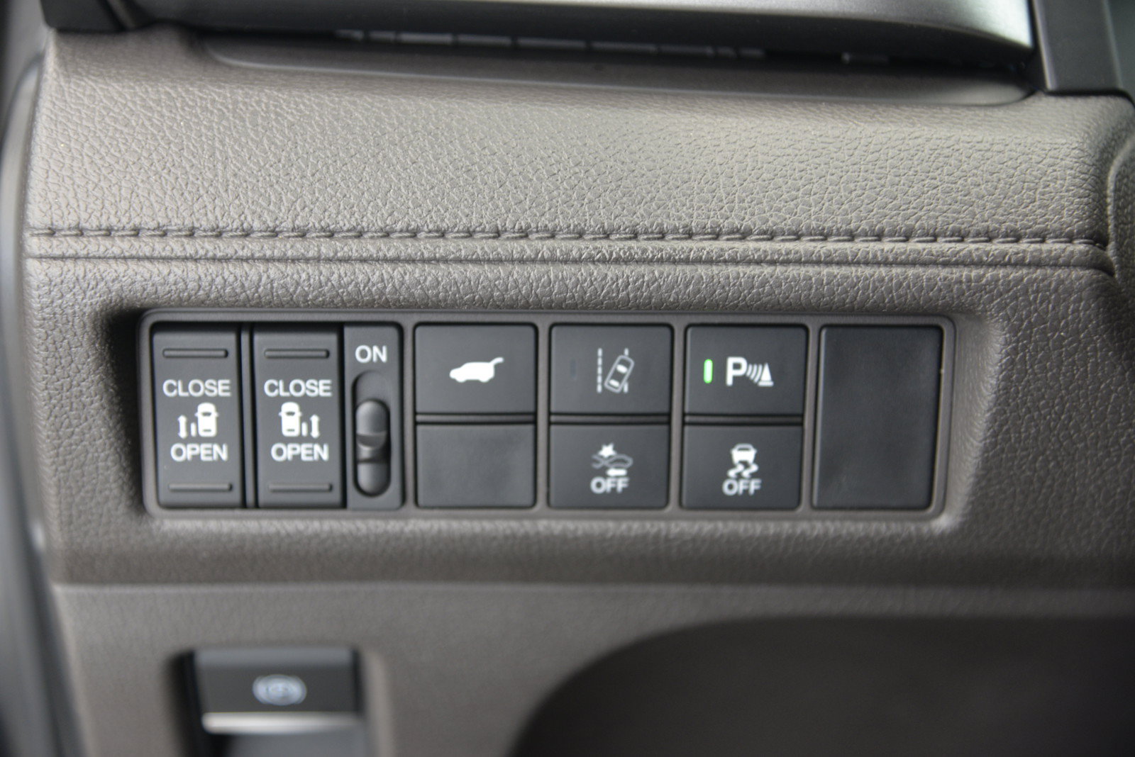 Used 2018 Honda Odyssey Touring image 23