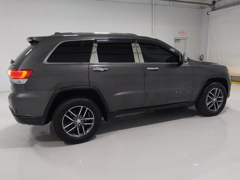 Used 2018 Jeep Grand Cherokee Limited image 10