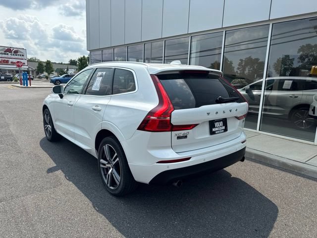 Used 2021 Volvo XC60 T5 Momentum w/ Climate Package AWD/4WD image 3