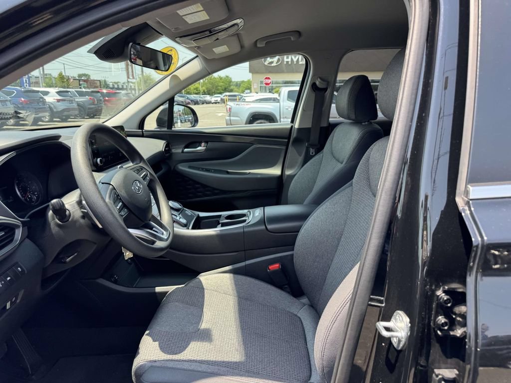 Used 2023 Hyundai Santa Fe SE w/ Cargo Package AWD/4WD image 13