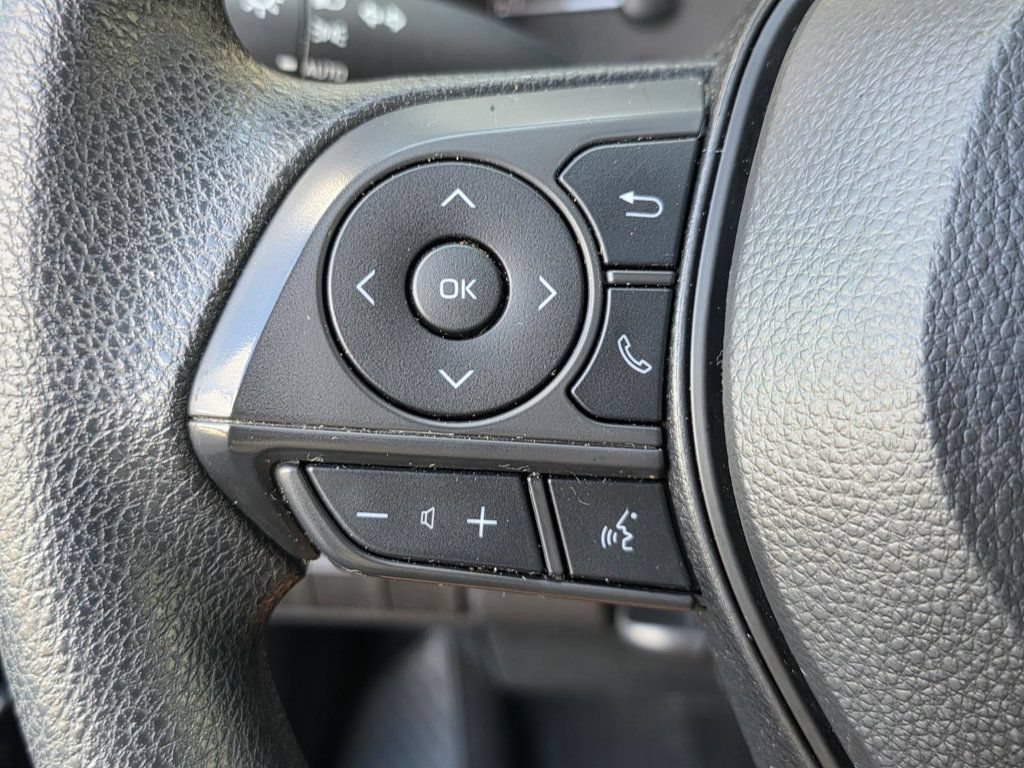 Used 2024 Toyota Corolla LE FWD image 20