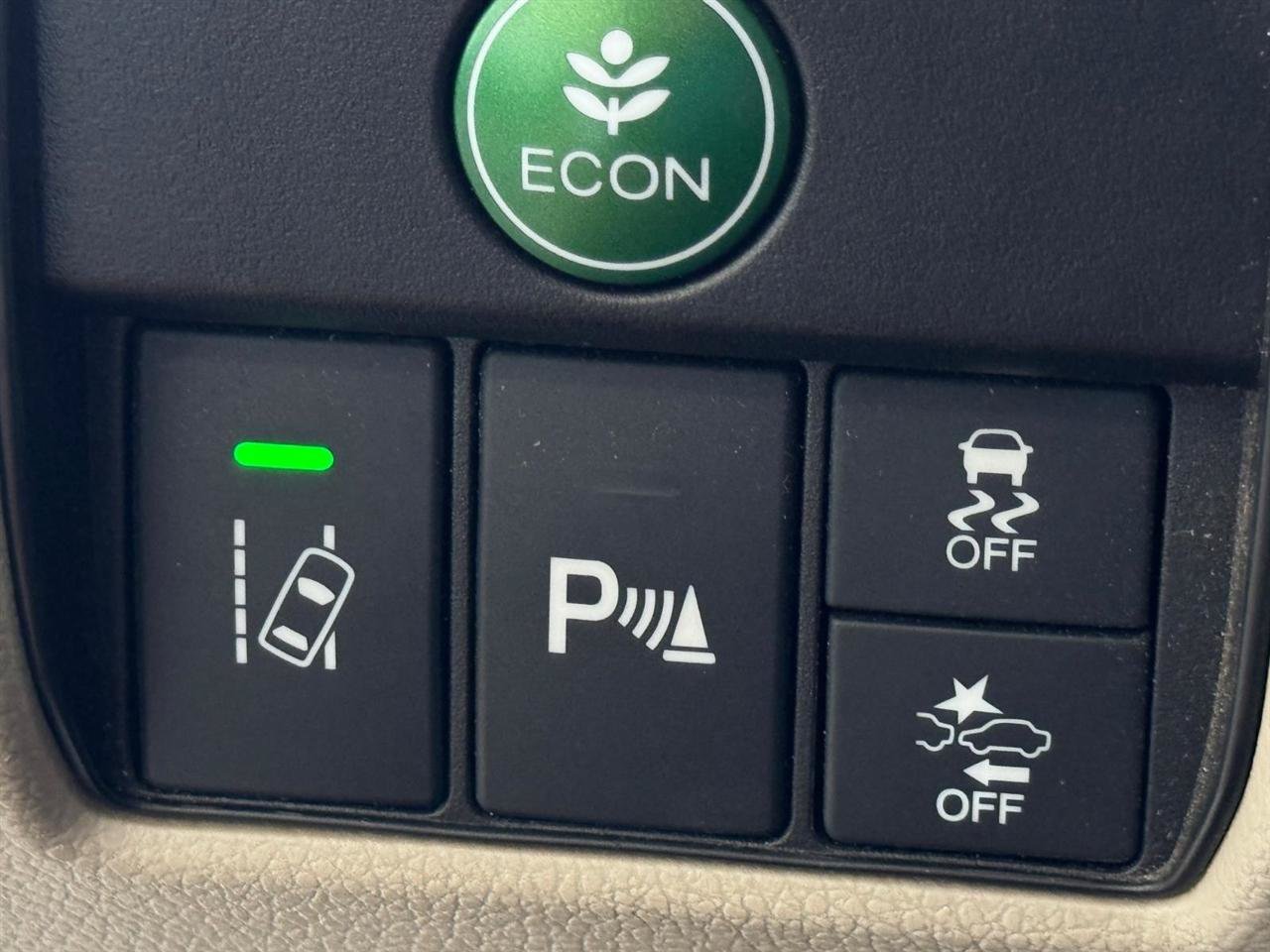 Used 2016 Honda Accord Touring image 26
