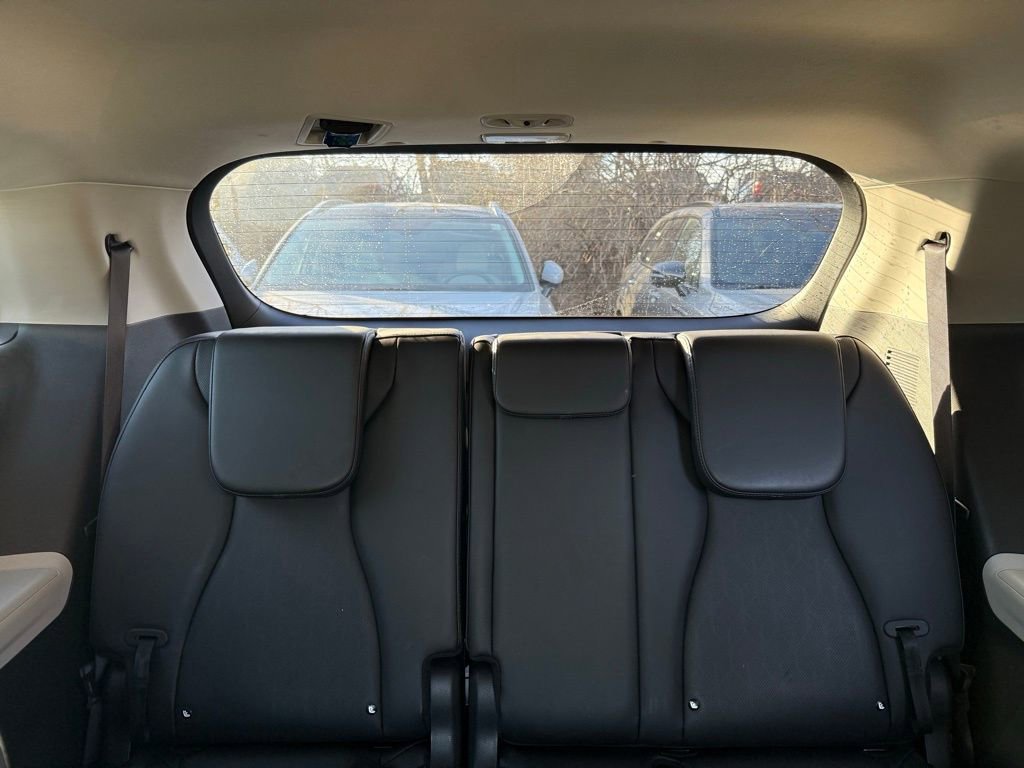 Certified 2023 Kia Carnival SX image 33