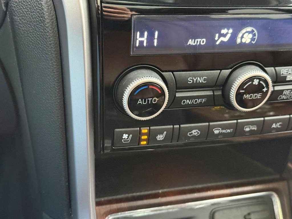 Used 2019 Subaru Ascent Touring image 27