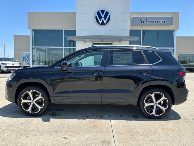 New 2025 Volkswagen Taos SEL