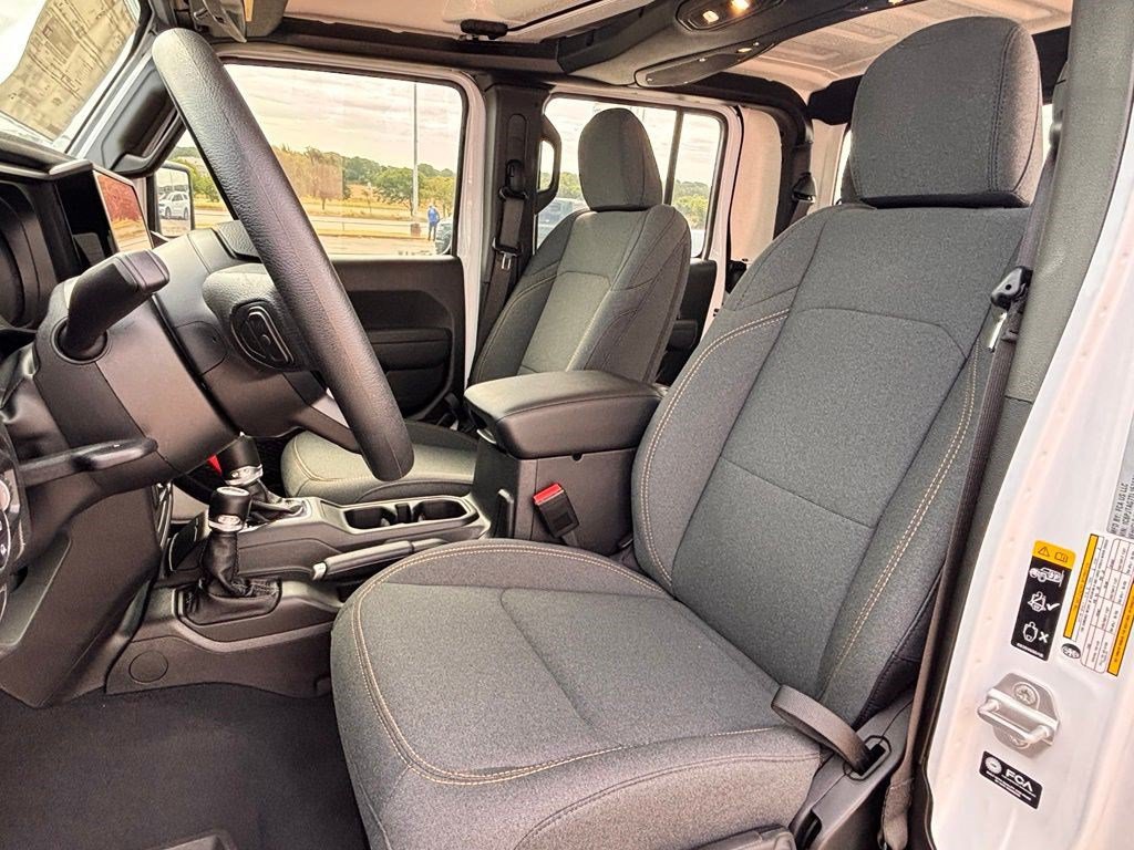 New 2026 Jeep Gladiator Sport AWD/4WD image 22