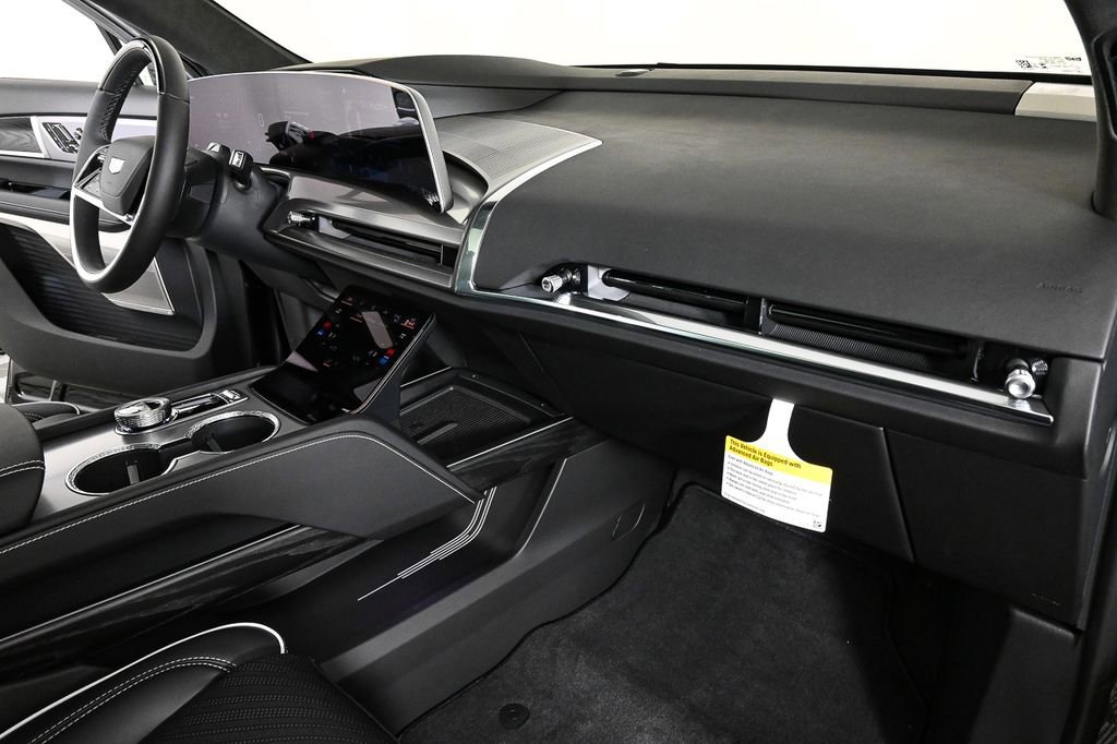 New 2026 Cadillac Vistiq Platinum image 24