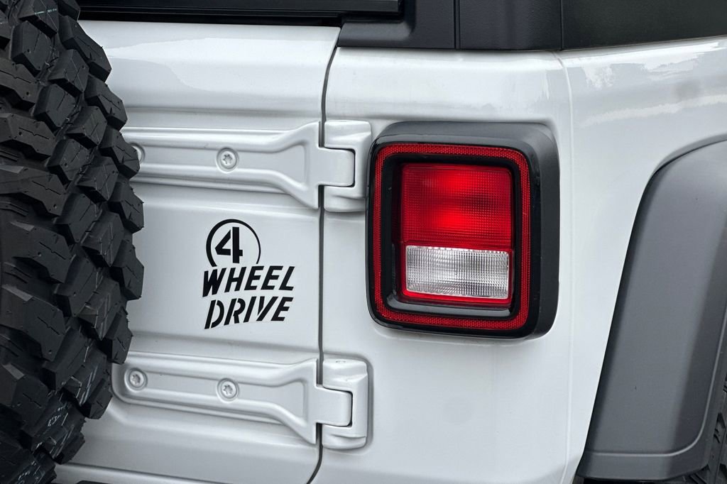 Used 2022 Jeep Wrangler Willys image 26