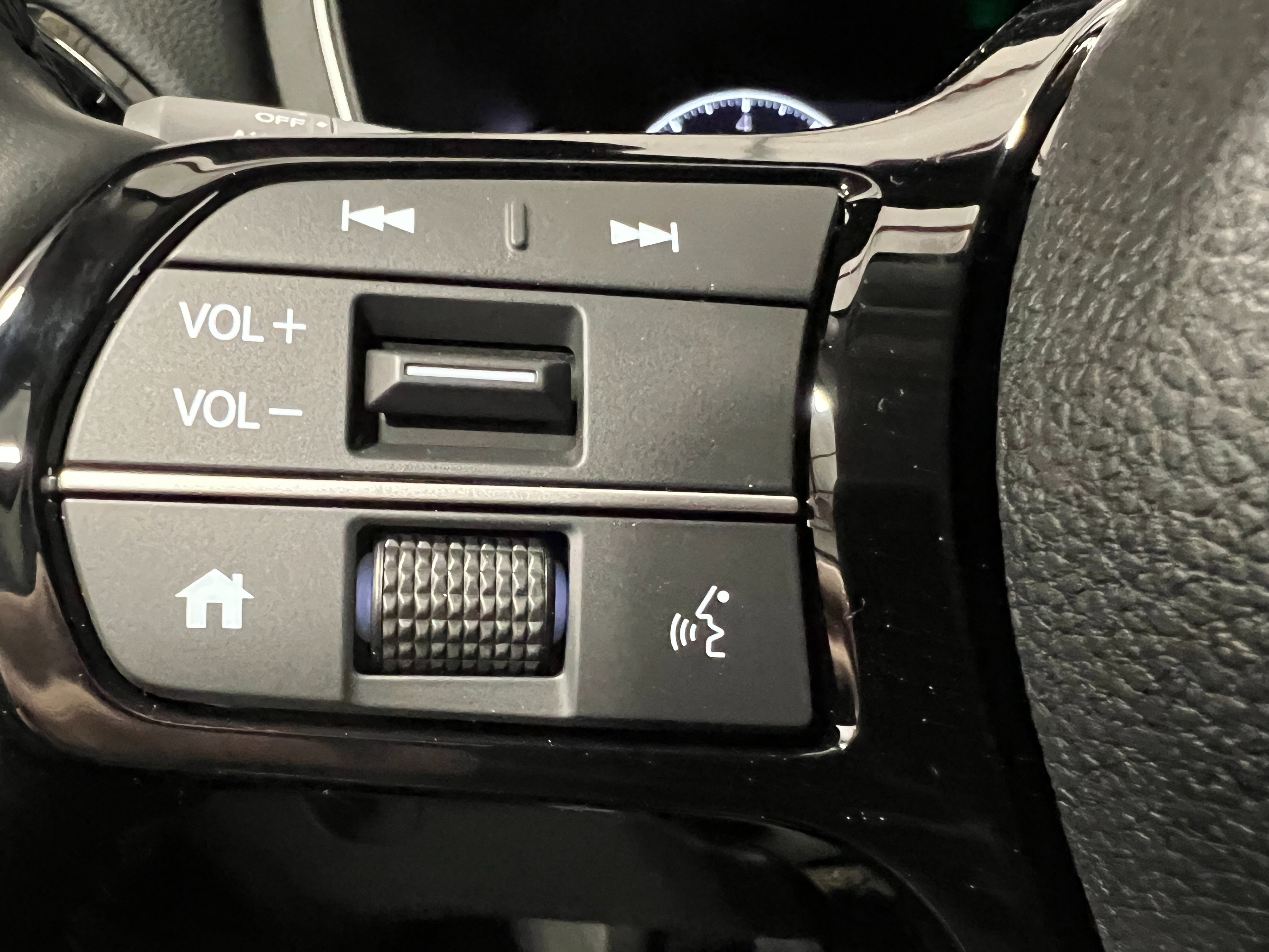 New 2025 Honda Pilot Touring image 20