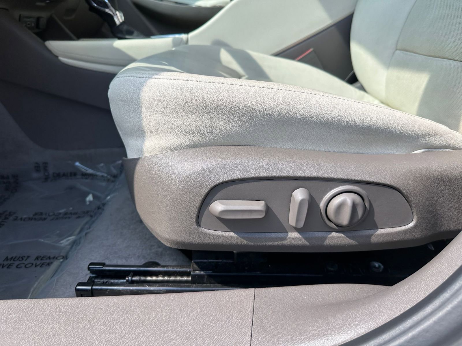 Used 2024 Chevrolet Malibu LT image 23