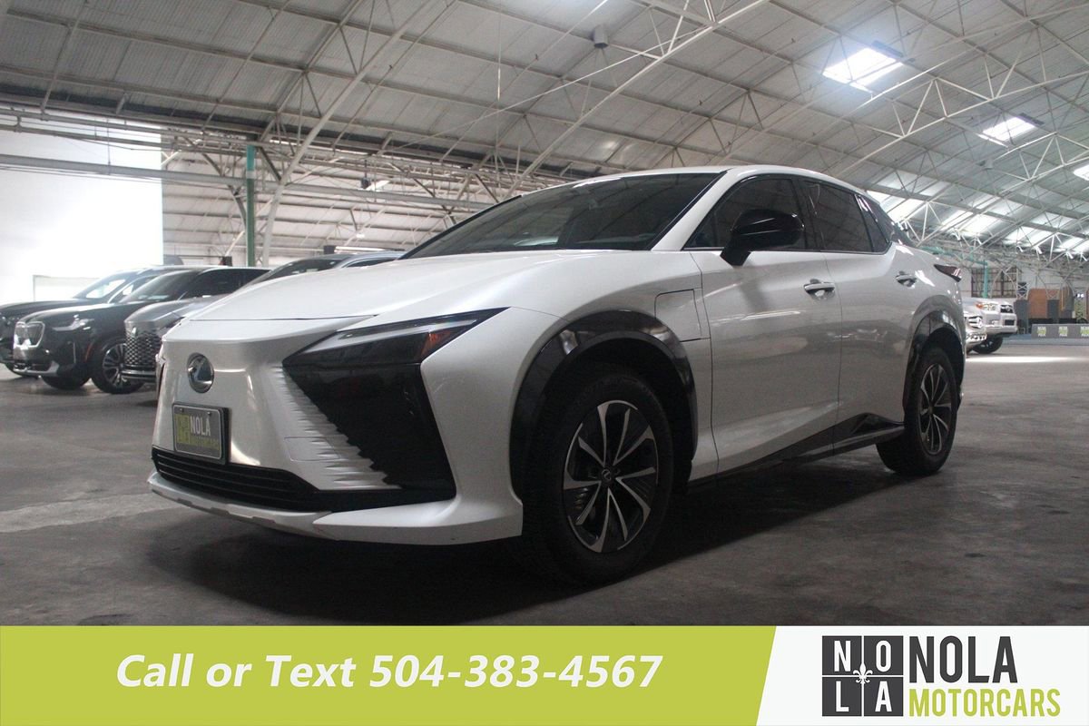 Used 2025 Lexus RZ 300e w/ Accessory Package (Z1) image 1