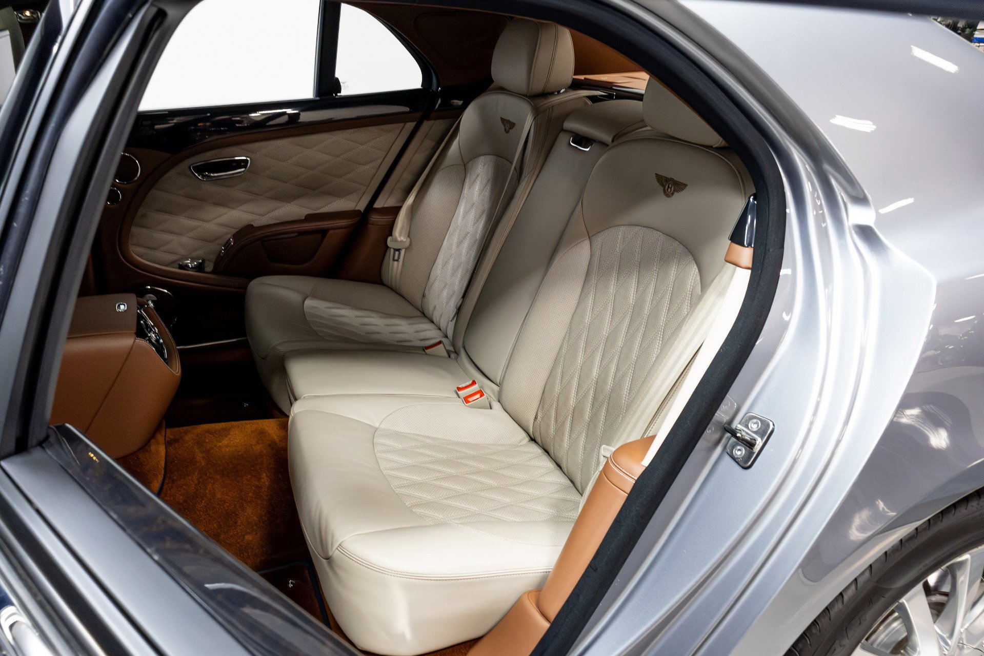 Used 2017 Bentley Mulsanne Speed image 42