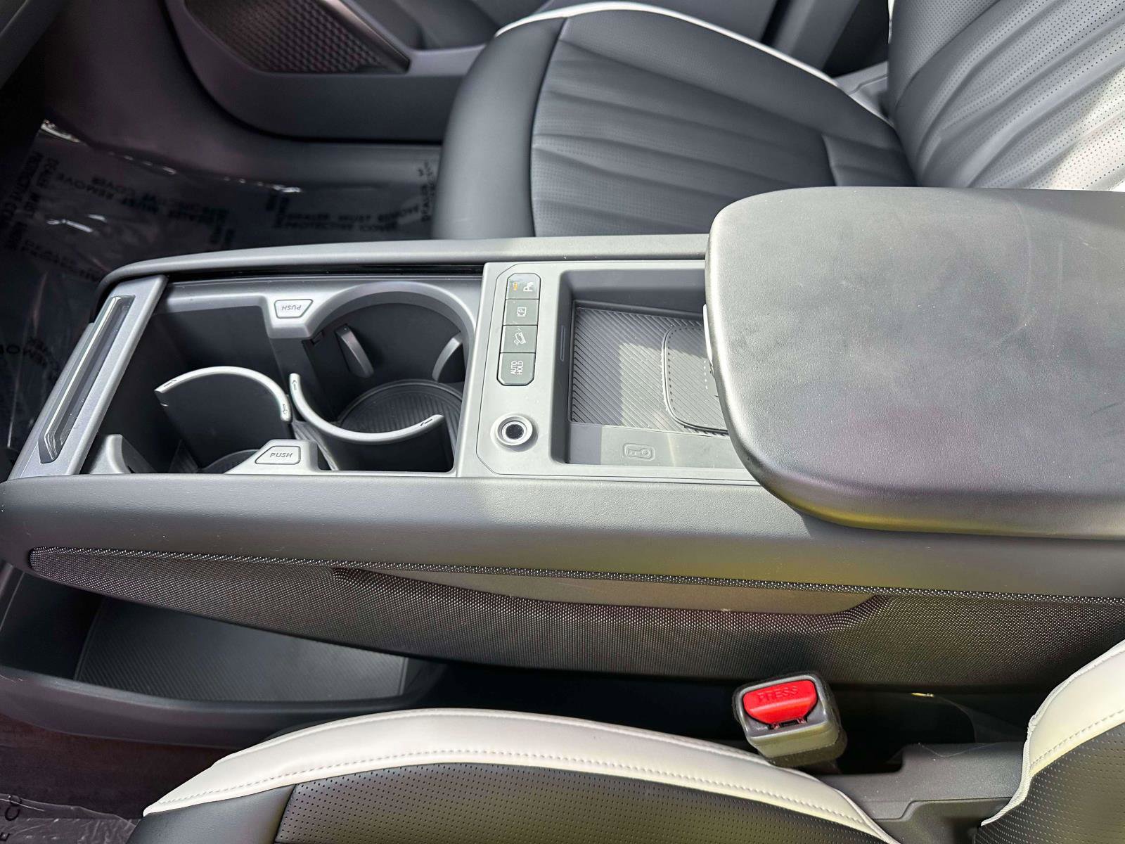 Used 2026 Kia EV9 GT-Line image 32