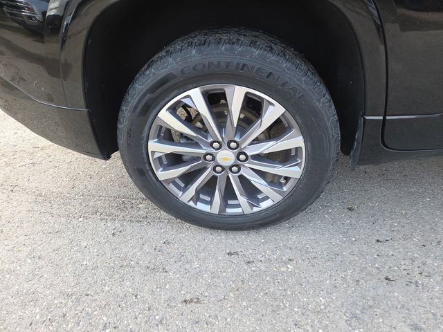 Used 2023 Chevrolet Traverse Premier image 9