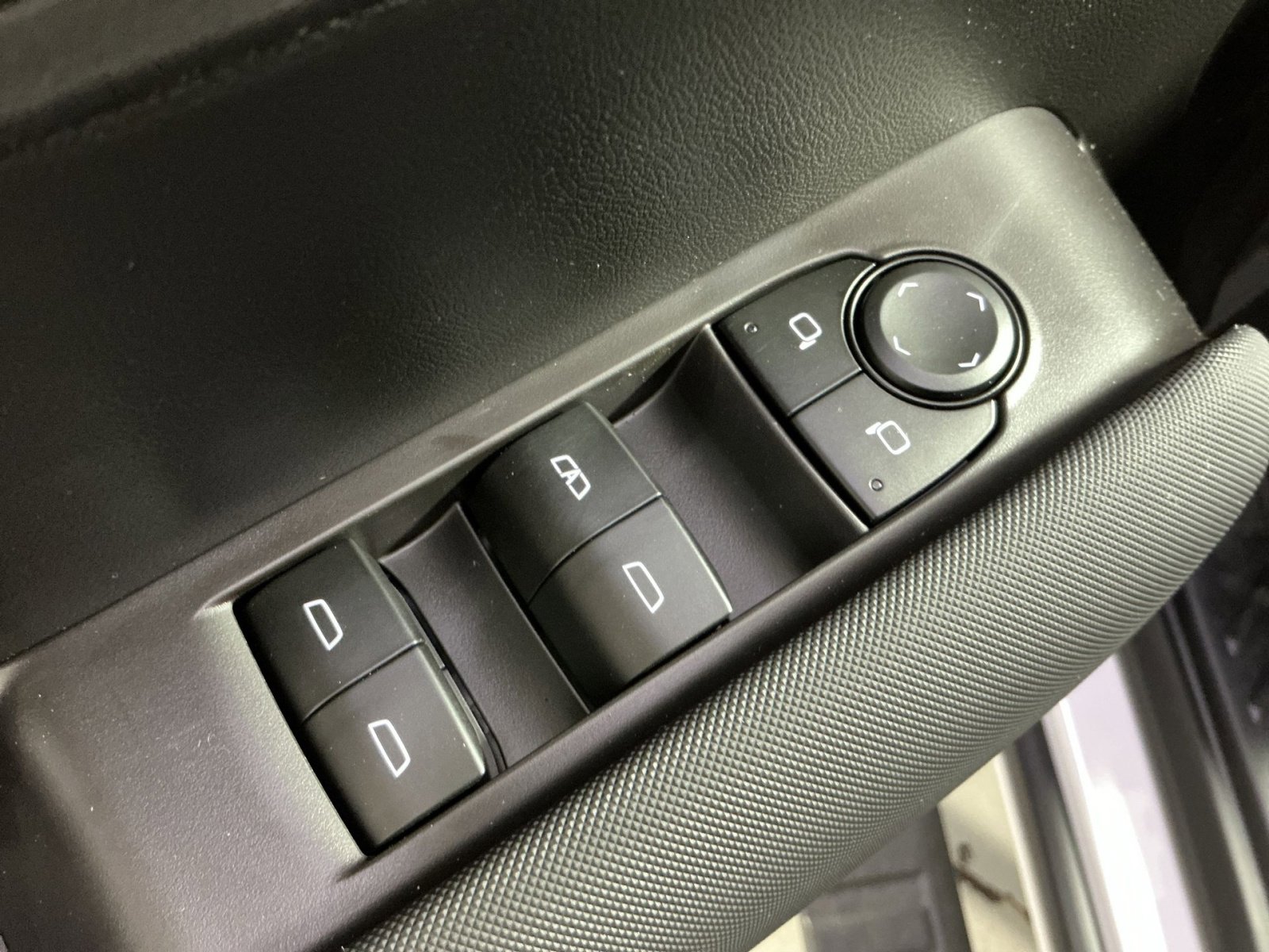 New 2026 Chevrolet Colorado Z71 w/ Z71 Convenience Package 2 image 23