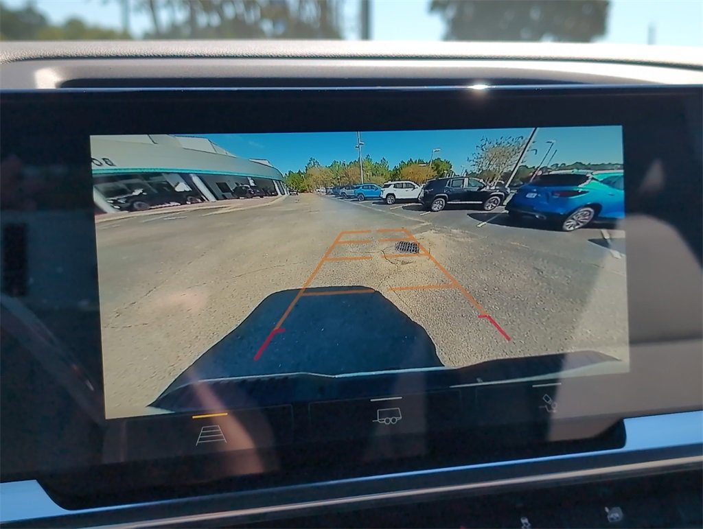 New 2026 Chevrolet Silverado 3500 LT image 15