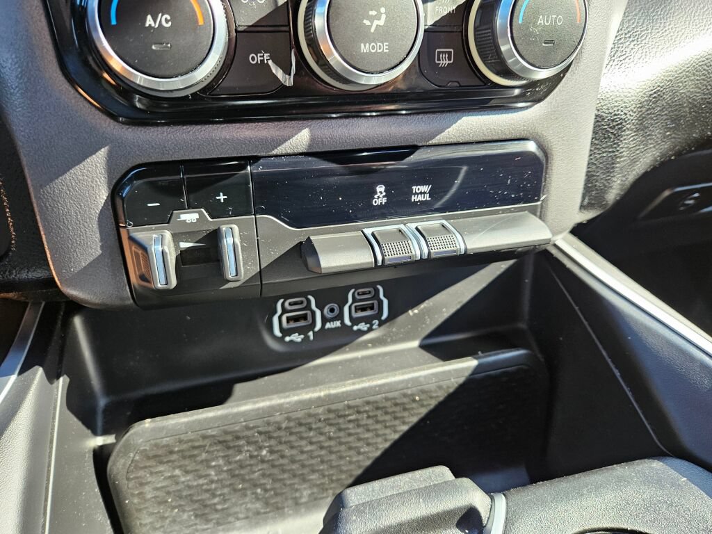 Used 2022 RAM 1500 Big Horn AWD/4WD image 28
