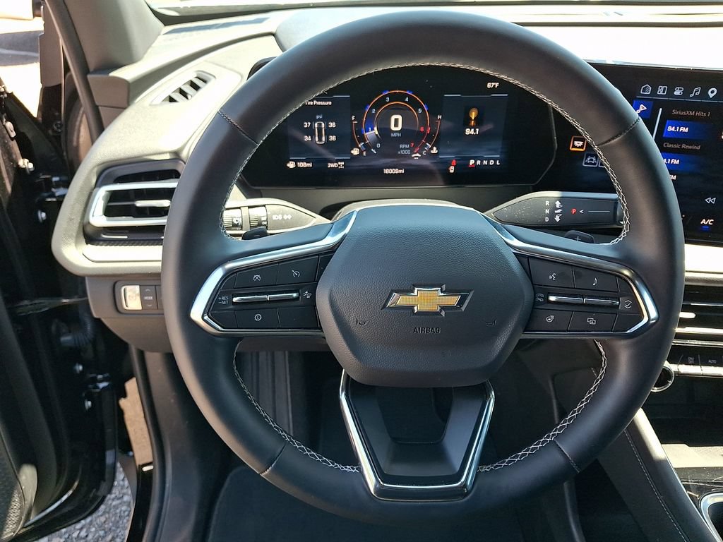 Used 2026 Chevrolet Traverse LT AWD/4WD image 19
