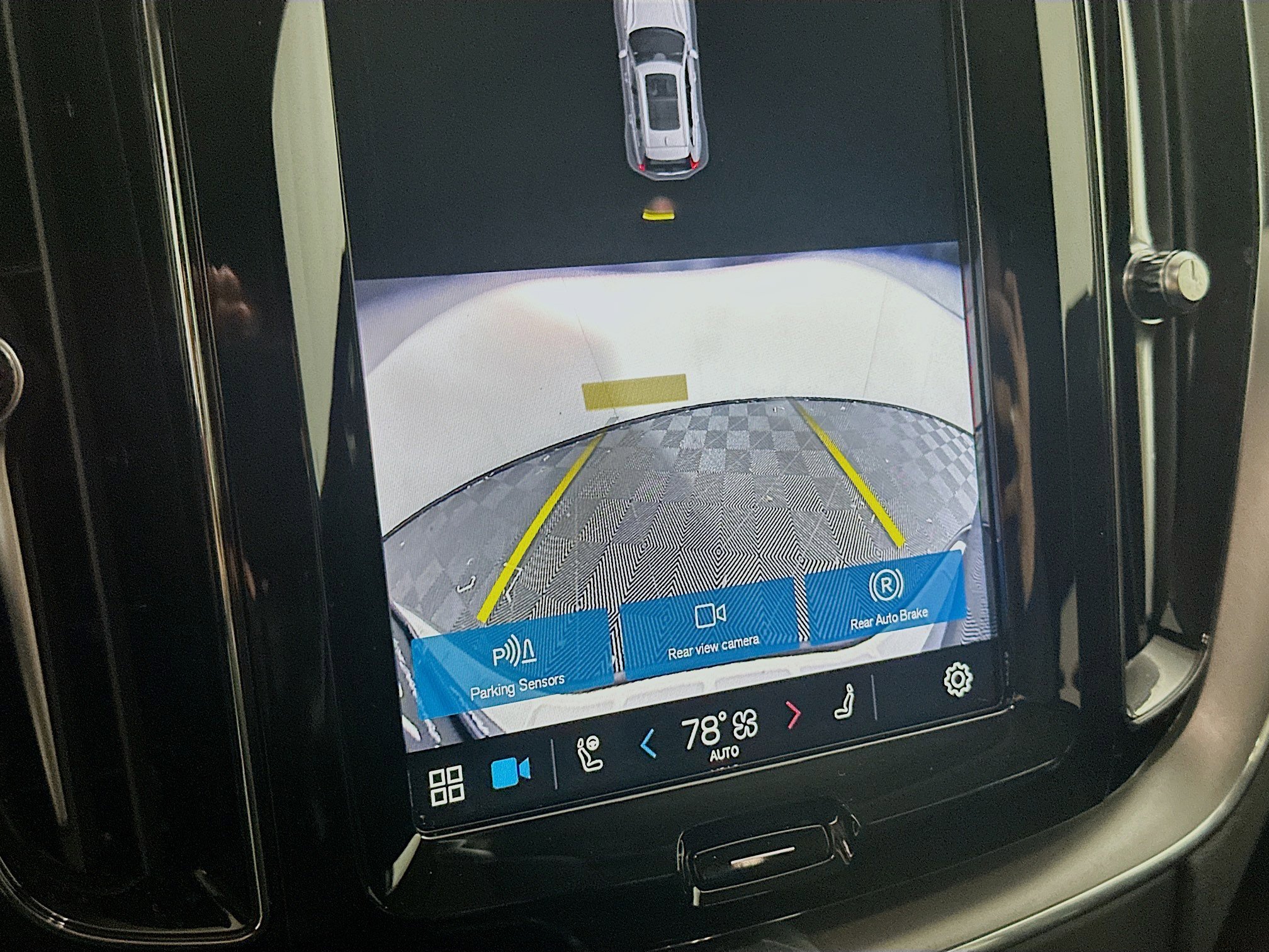 Used 2024 Volvo XC60 B5 Core AWD/4WD image 22