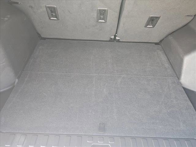 Used 2024 GMC Terrain SLT image 6