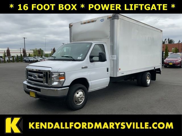 Used 2018 Ford E-450 and Econoline 450 Super Duty w/ Exterior Upgrade Package