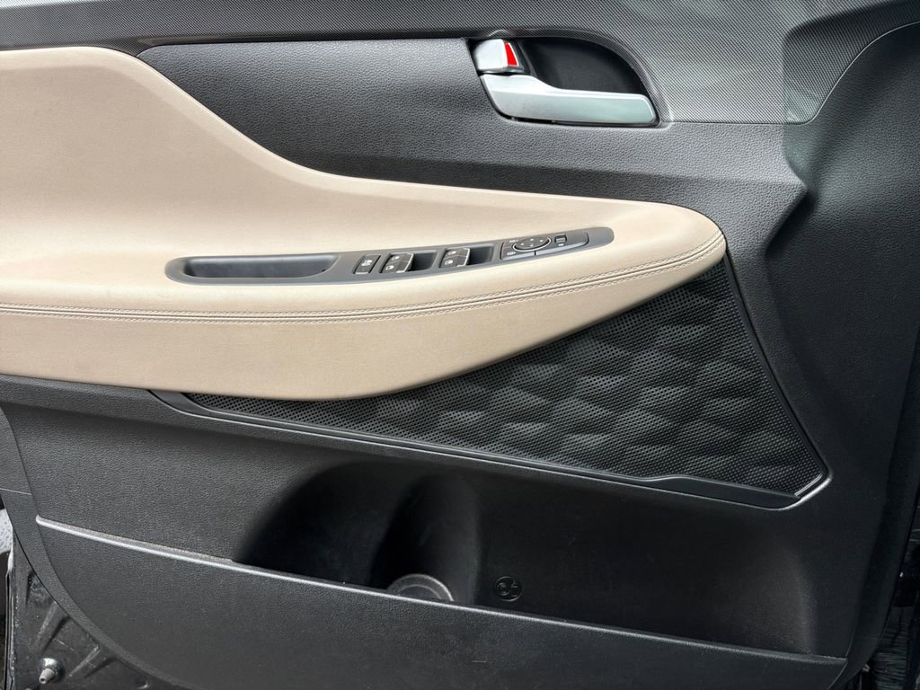 Used 2023 Hyundai Santa Fe SEL w/ Cargo Package image 11